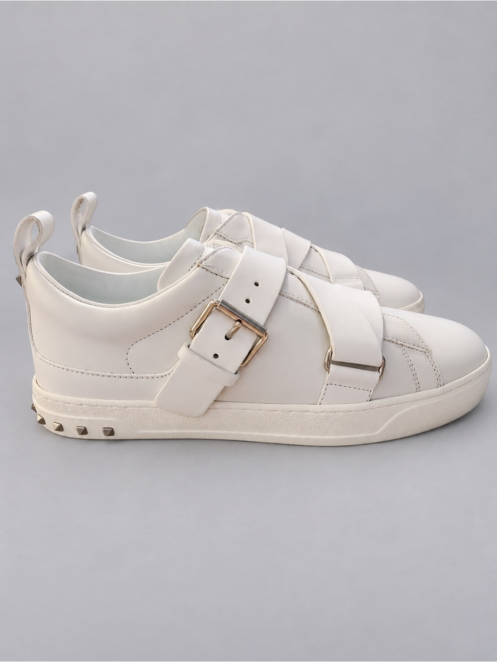 Valentino Garavani White Leather V Pubk Sneakers with Stud Detail 39